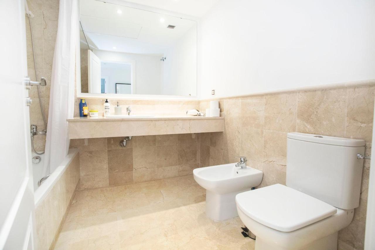 Aloha Royal, Calle Auriga, 29660 Marbella, Malaga, Spain