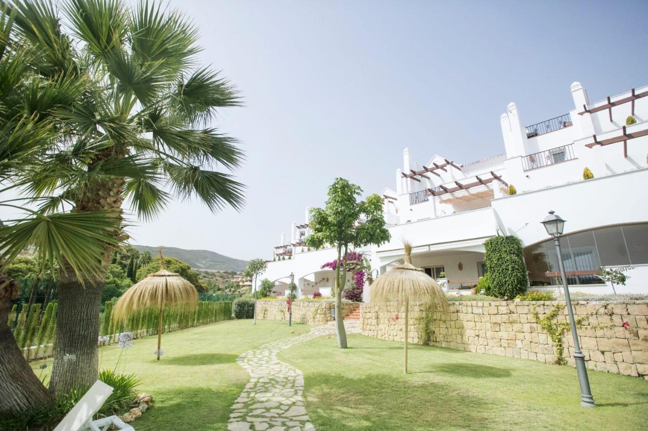 Aloha Royal, Calle Auriga, 29660 Marbella, Malaga, Spain Hébergement de vacances